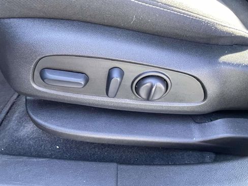 Used 2023 Chevrolet Blazer LT image 13