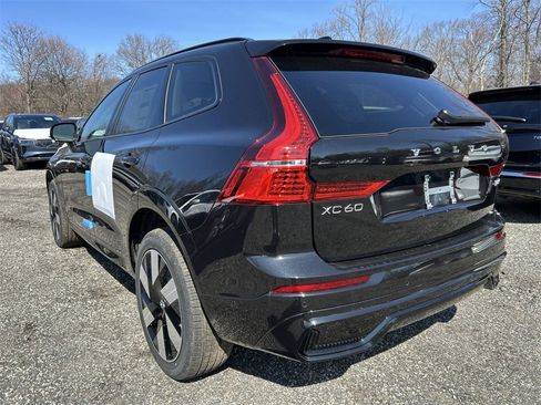 New 2025 Volvo XC60 T8 Plus w/ Climate Package image 6