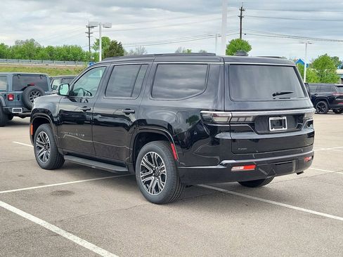 New 2026 Jeep Grand Wagoneer 4WD image 3