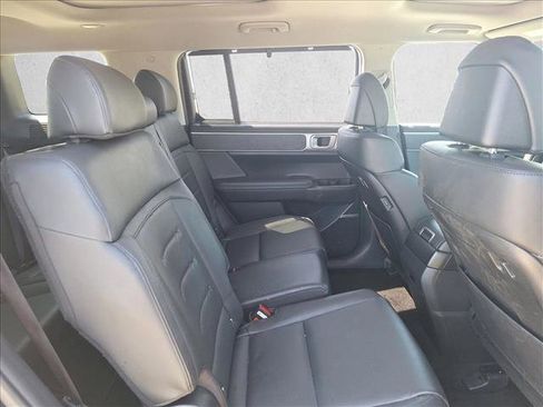 Used 2024 Hyundai Santa Fe Limited FWD image 17
