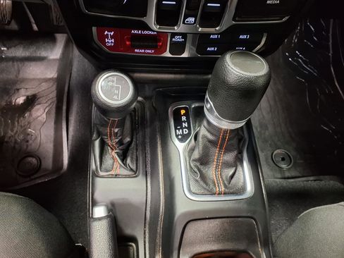 Used 2021 Jeep Gladiator Mojave image 17