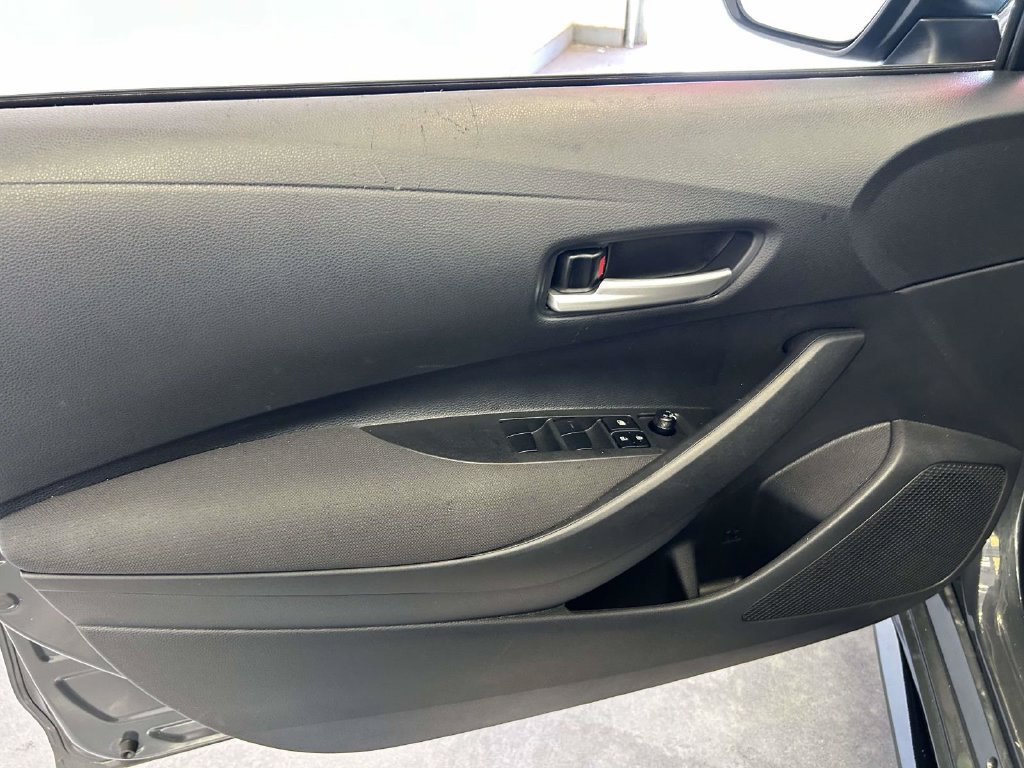 Used 2026 Toyota Corolla SE FWD image 16