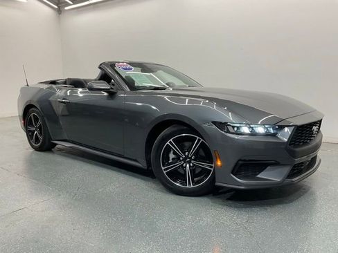 Used 2025 Ford Mustang Premium RWD image 2
