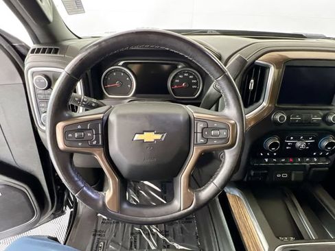 Used 2021 Chevrolet Silverado 3500 High Country w/ Z71 Off-Road Package AWD/4WD image 8