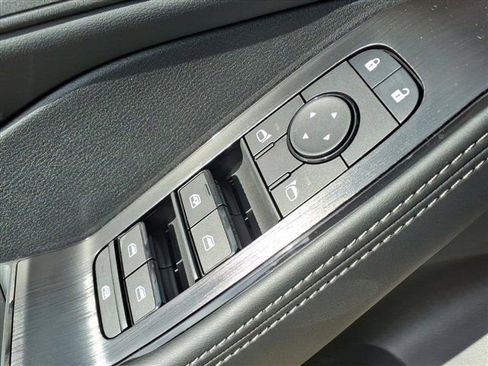 New 2026 Nissan Rogue SV image 17