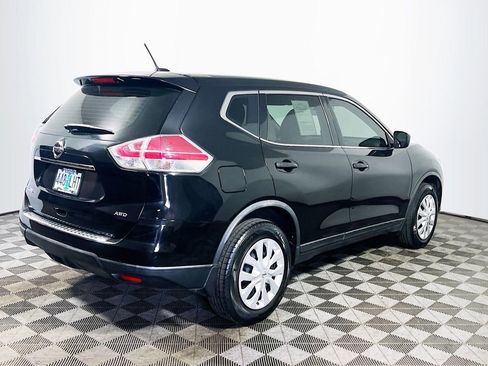 Used 2016 Nissan Rogue S AWD/4WD image 7