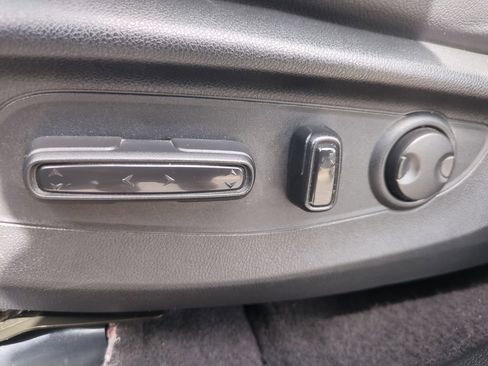 Used 2025 Honda CR-V EX-L image 14