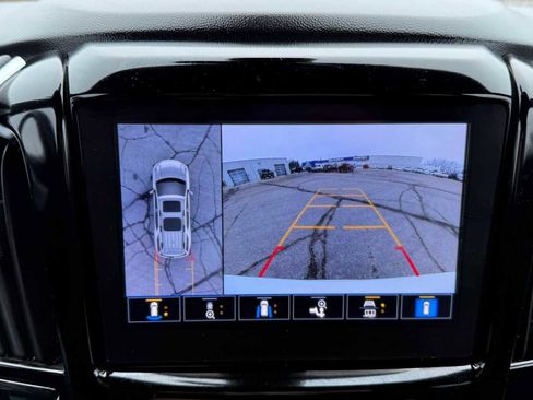 Used 2022 Chevrolet Traverse High Country image 22