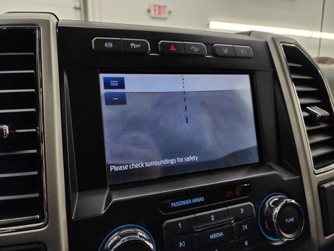 Used 2020 Ford F350 4x4 Crew Cab DRW Super Duty image 18