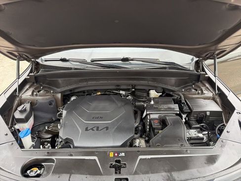 Used 2022 Kia Telluride EX w/ EX Premium Package image 11