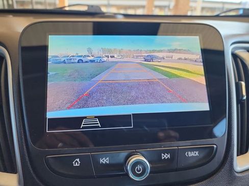 Used 2023 Chevrolet Malibu LT image 21