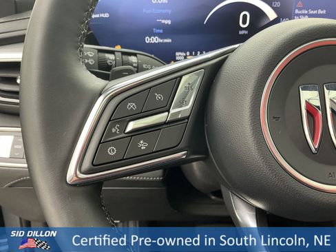 Used 2025 Buick Enclave Sport Touring w/ Power Package image 9