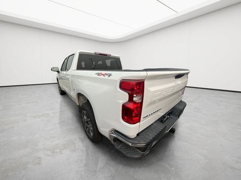 Used 2026 Chevrolet Silverado 1500 LT AWD/4WD image 16