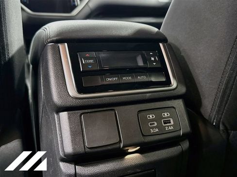 Used 2024 Subaru Ascent Premium w/ Convenience Package AWD/4WD image 24