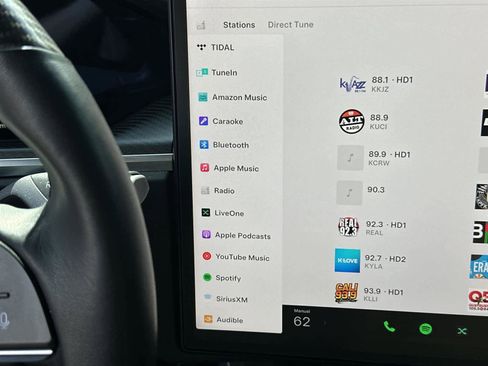 Used 2023 Tesla Model X Plaid image 16