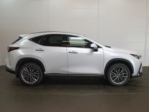 Used 2025 Lexus NX 350 AWD w/ Accessory Package (2T) image 3
