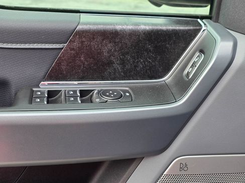 Used 2022 Ford F150 XLT w/ Equipment Group 302A High AWD/4WD image 10