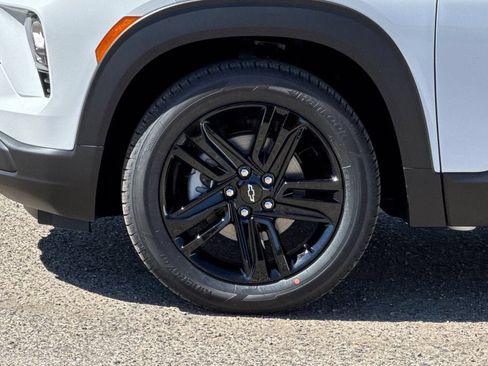 New 2026 Chevrolet TrailBlazer LT w/ Convenience Package FWD image 25