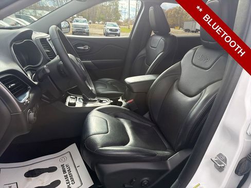 Used 2019 Jeep Cherokee Limited w/ Safetytec Group image 11