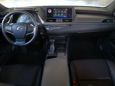 Used 2021 Lexus ES 300h w/ Premium Package FWD image 17