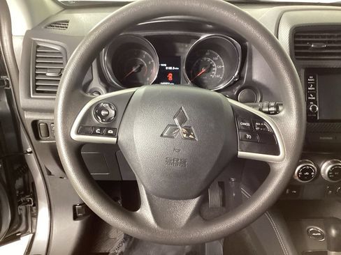 Used 2025 Mitsubishi Outlander Sport ES AWD/4WD image 16