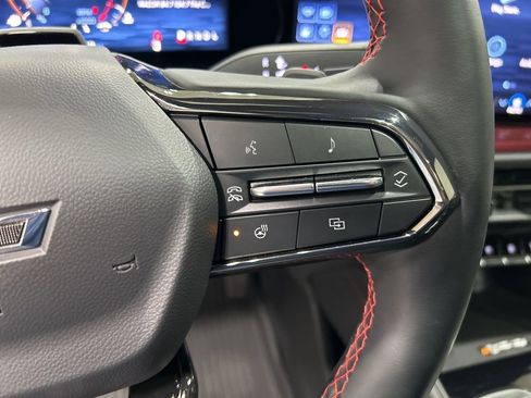 Used 2024 Chevrolet Traverse RS w/ LPO, Floor Liner Package FWD image 19