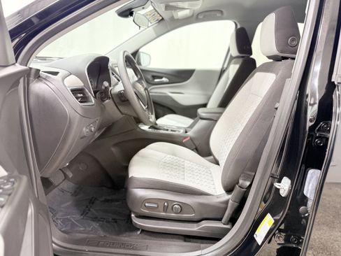 Certified 2024 Chevrolet Equinox LS w/ LS Convenience Package image 12