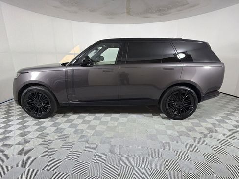 New 2026 Land Rover Range Rover Long Wheelbase SE image 2