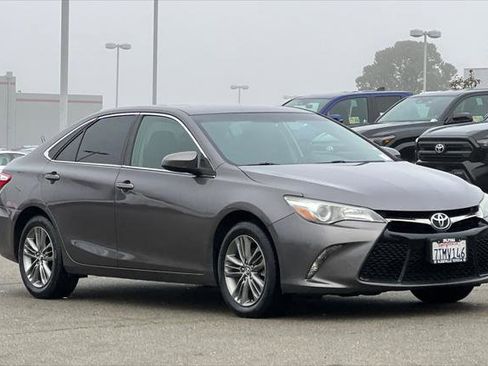 Certified 2016 Toyota Camry SE image 5