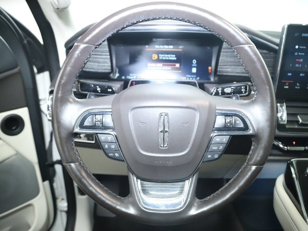 Used 2022 Lincoln Navigator L Black Label AWD/4WD image 24