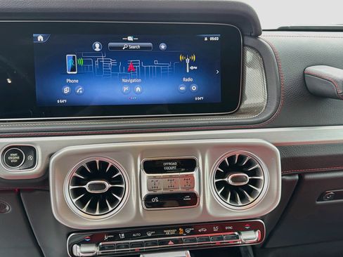 Used 2025 Mercedes-Benz G 550 image 27