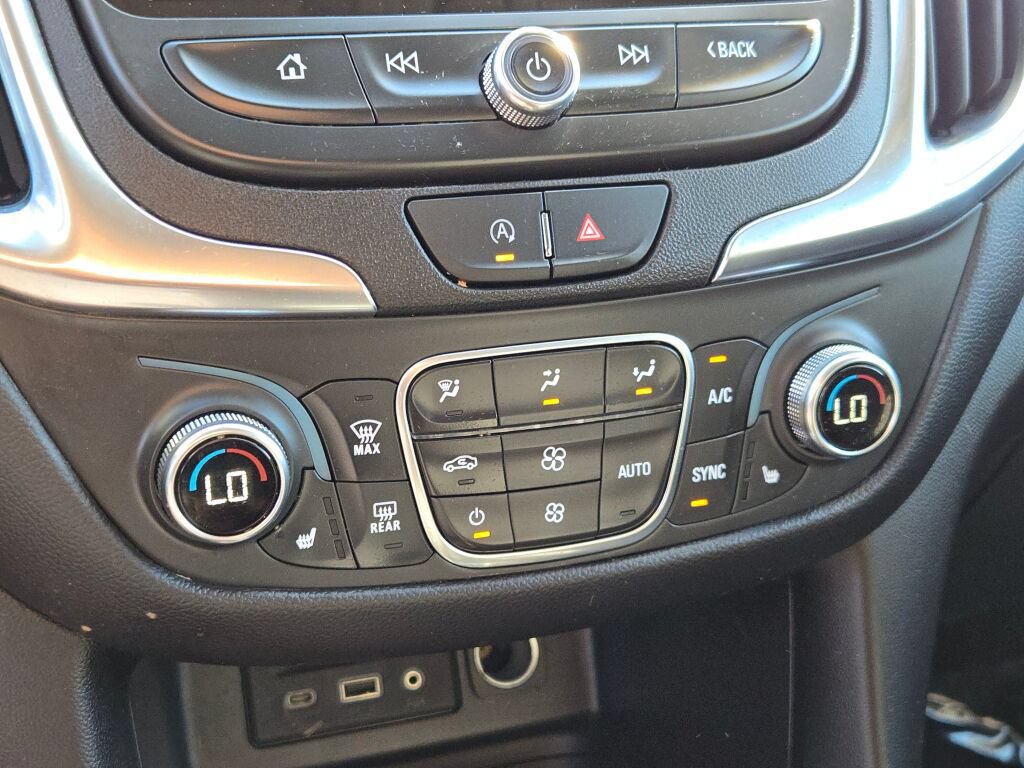 Certified 2024 Chevrolet Equinox LT FWD image 32
