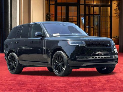 Used 2023 Land Rover Range Rover SE image 6