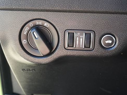 Used 2023 Dodge Charger SXT w/ Cold Weather Package RWD image 21