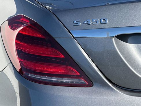 Used 2018 Mercedes-Benz S 450 Sedan image 26