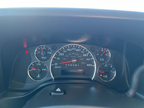 New 2025 Chevrolet Express 3500 w/ Driver Convenience Package image 14