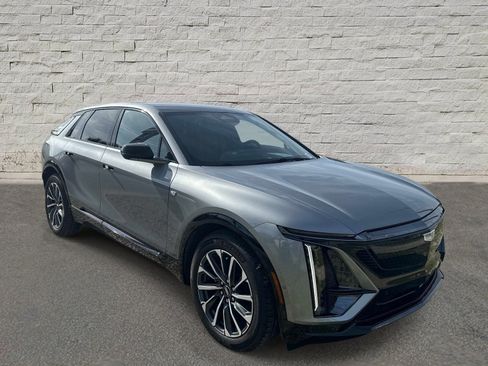 Certified 2025 Cadillac Lyriq Sport RWD image 7