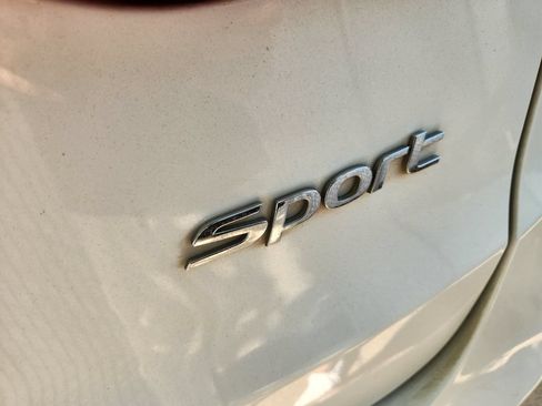 Used 2017 Hyundai Santa Fe Sport w/ 2.4L Tech Package 04 FWD image 11