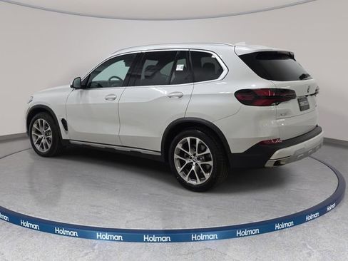 Certified 2024 BMW X5 xDrive40i w/ Premium Package AWD/4WD image 7