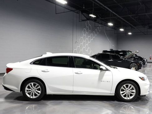 Used 2016 Chevrolet Malibu Hybrid w/ Driver Confidence Package image 8