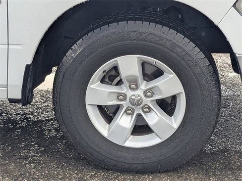 Used 2024 RAM 1500 Classic SLT image 11