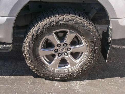 Used 2019 Ford F150 XLT w/ Equipment Group 302A Luxury AWD/4WD image 6