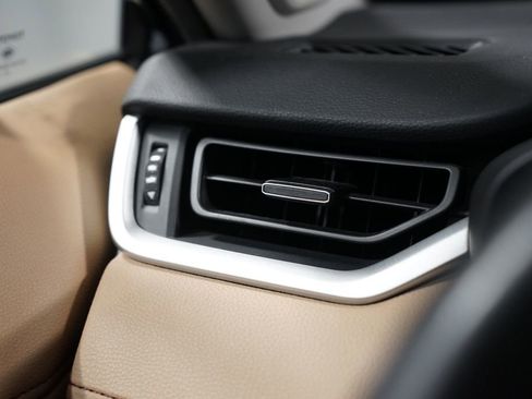 Certified 2020 Toyota RAV4 Limited image 25