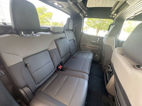 Certified 2024 GMC Hummer EV 2X AWD/4WD image 28