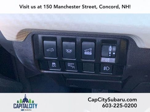 Used 2022 Subaru Ascent Premium w/ Convenience Package image 31