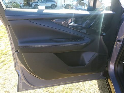 Used 2026 Chevrolet Blazer EV LT w/ Midnight/Sport Edition image 18