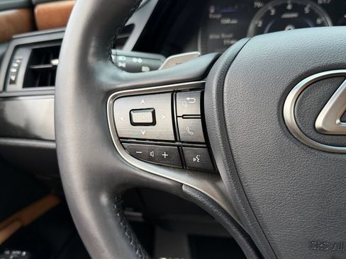 Used 2023 Lexus ES 350 w/ Premium Package FWD image 19