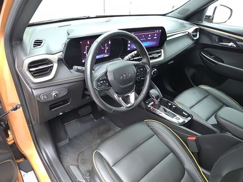Used 2024 Chevrolet TrailBlazer ACTIV w/ Convenience Package AWD/4WD image 16