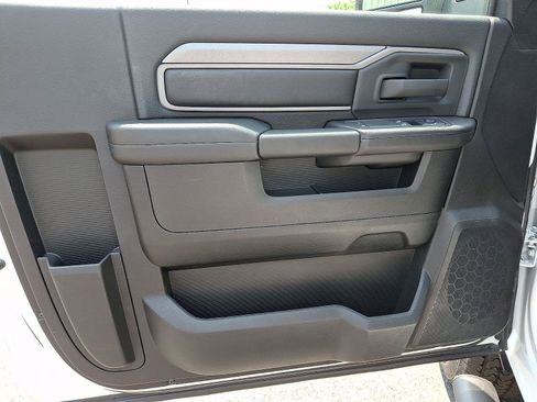 New 2026 RAM 2500 Tradesman AWD/4WD image 8