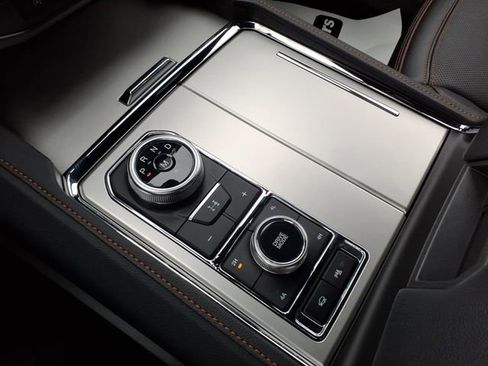 Certified 2024 Ford Expedition Timberline image 22